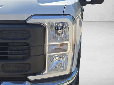 2023 Ford Super Duty F-350 SRW XL 4WD Crew Cab 6.75' Box