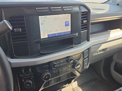 2023 Ford Super Duty F-350 SRW XL 4WD Crew Cab 6.75' Box