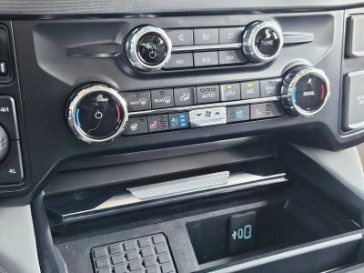 2024 Ford Super Duty F-450 DRW Limited 4WD Crew Cab 8' Box