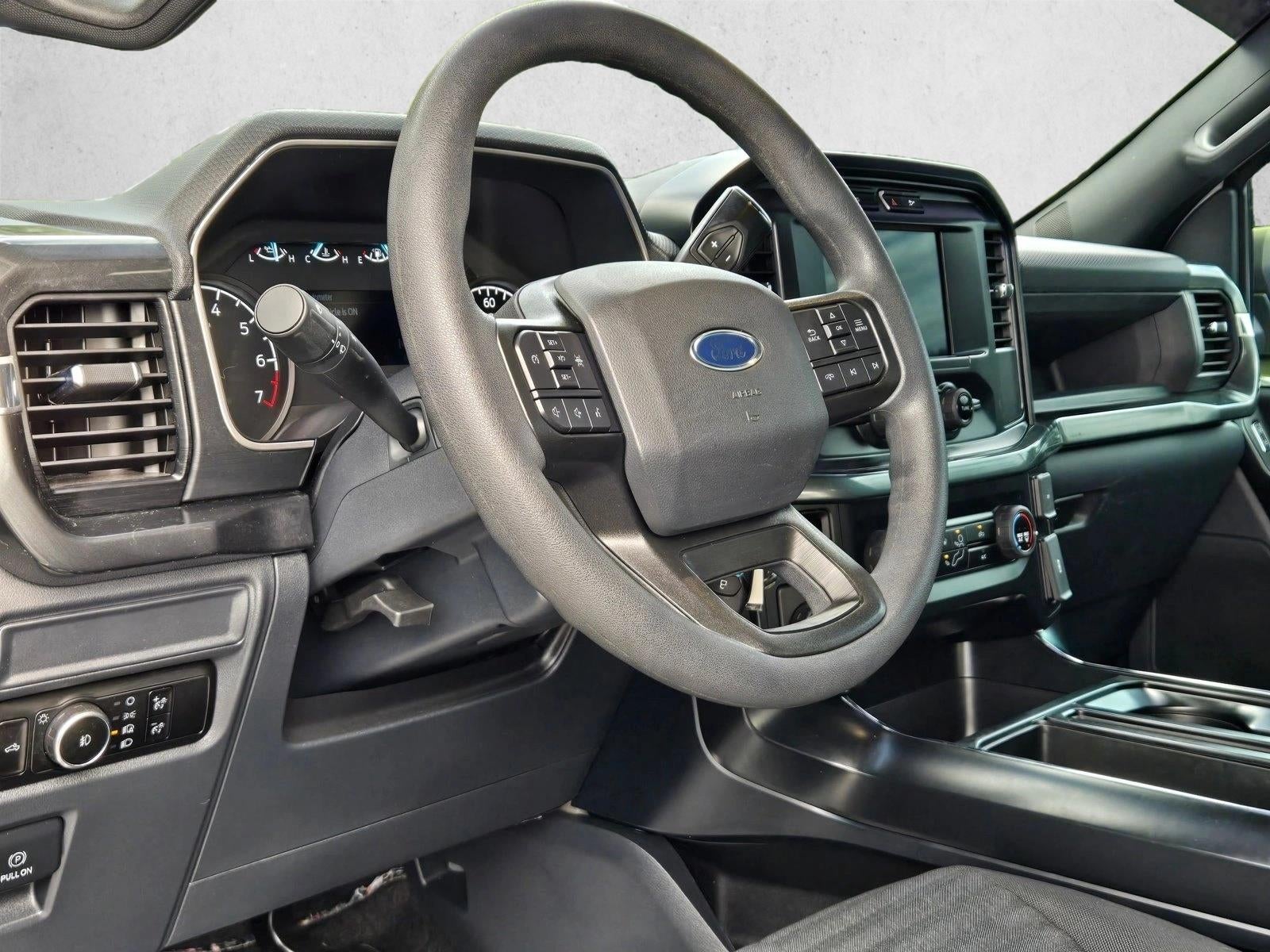 2023 Ford F-150 XL 2WD SuperCrew 5.5' Box