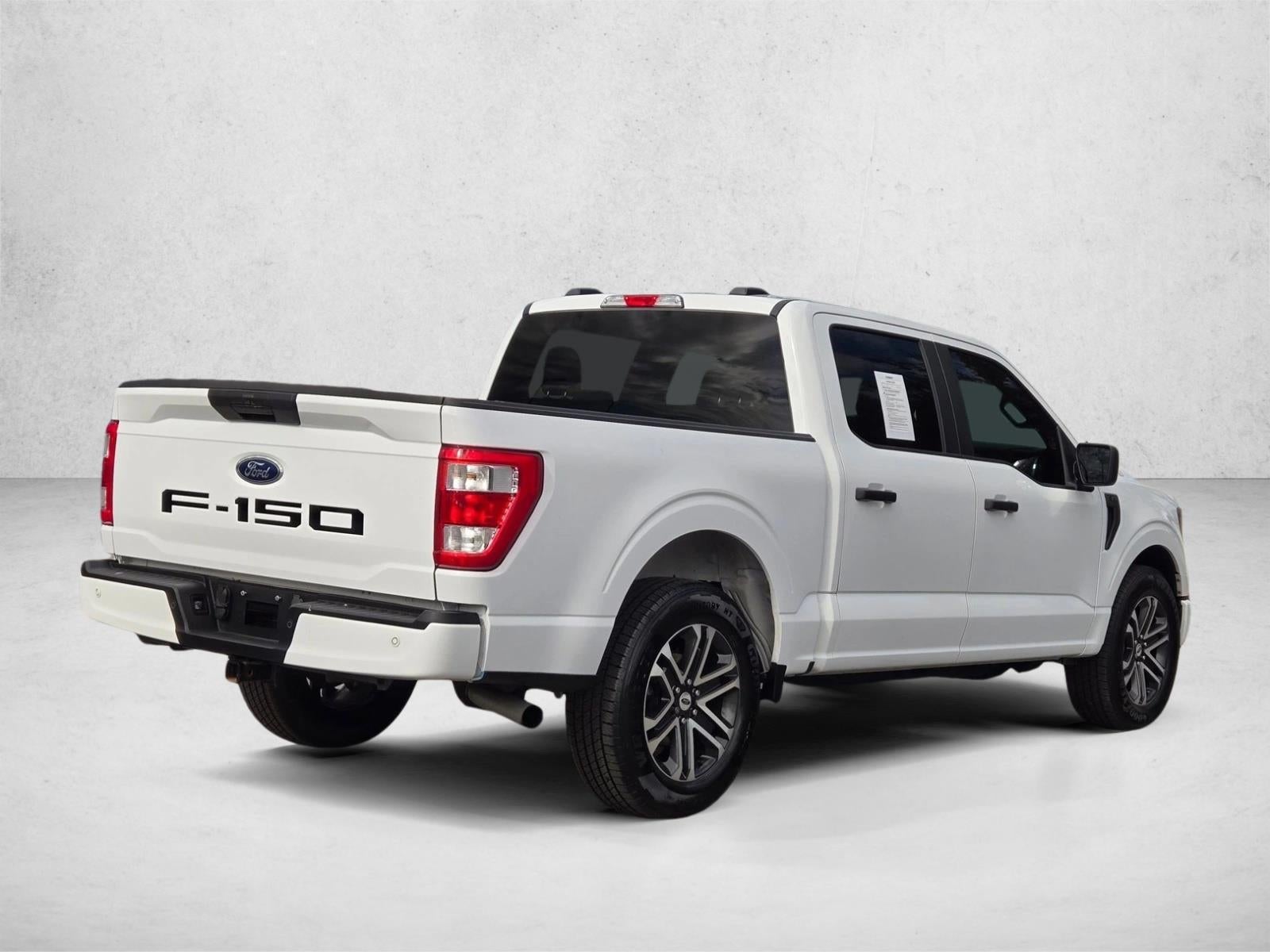 2023 Ford F-150 XL 2WD SuperCrew 5.5' Box