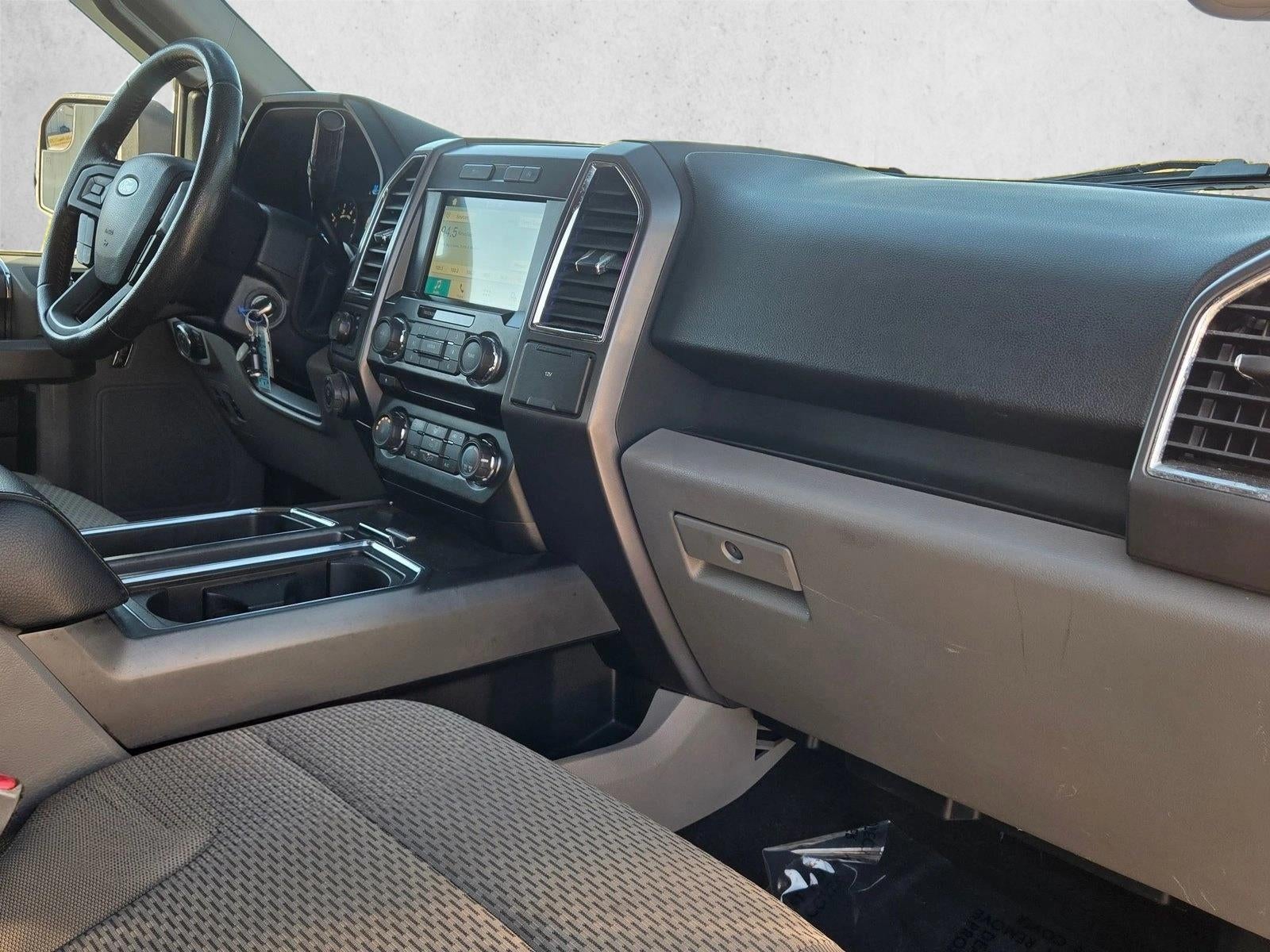 2016 Ford F-150 2WD SuperCrew 5-1/2 Ft Box XLT