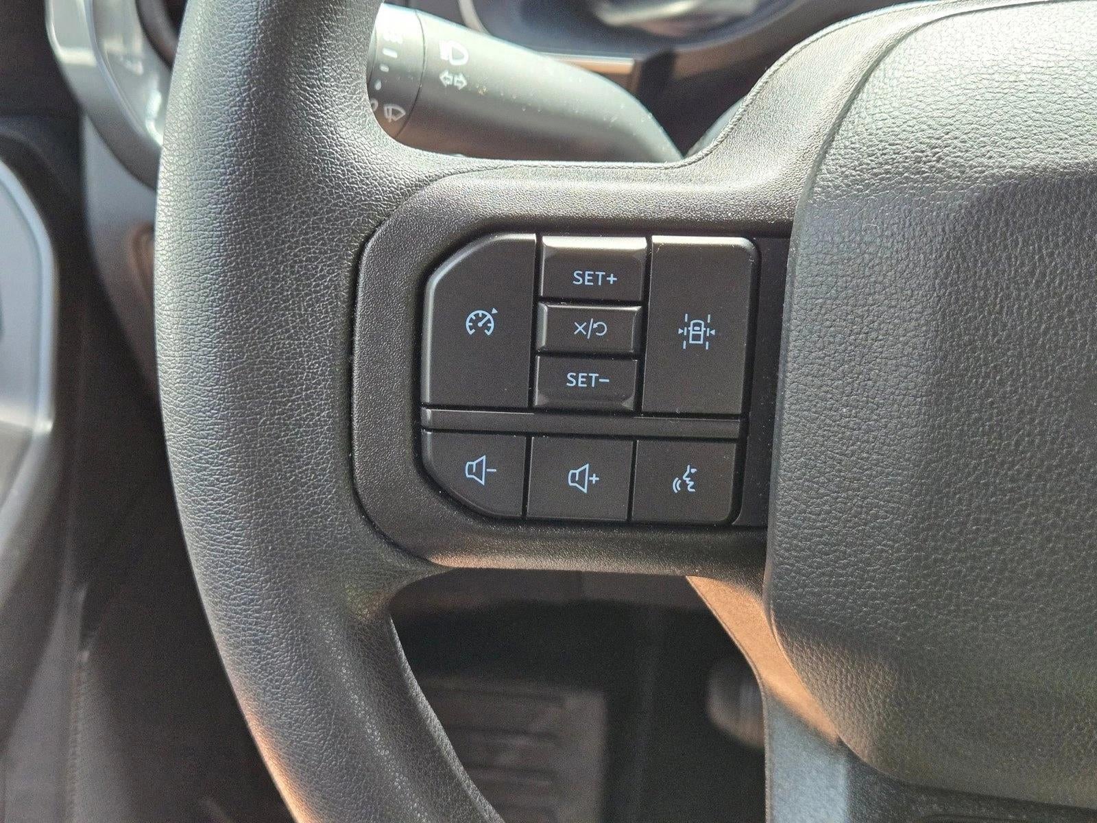 2022 Ford F-150 XL 2WD SuperCrew 5.5' Box