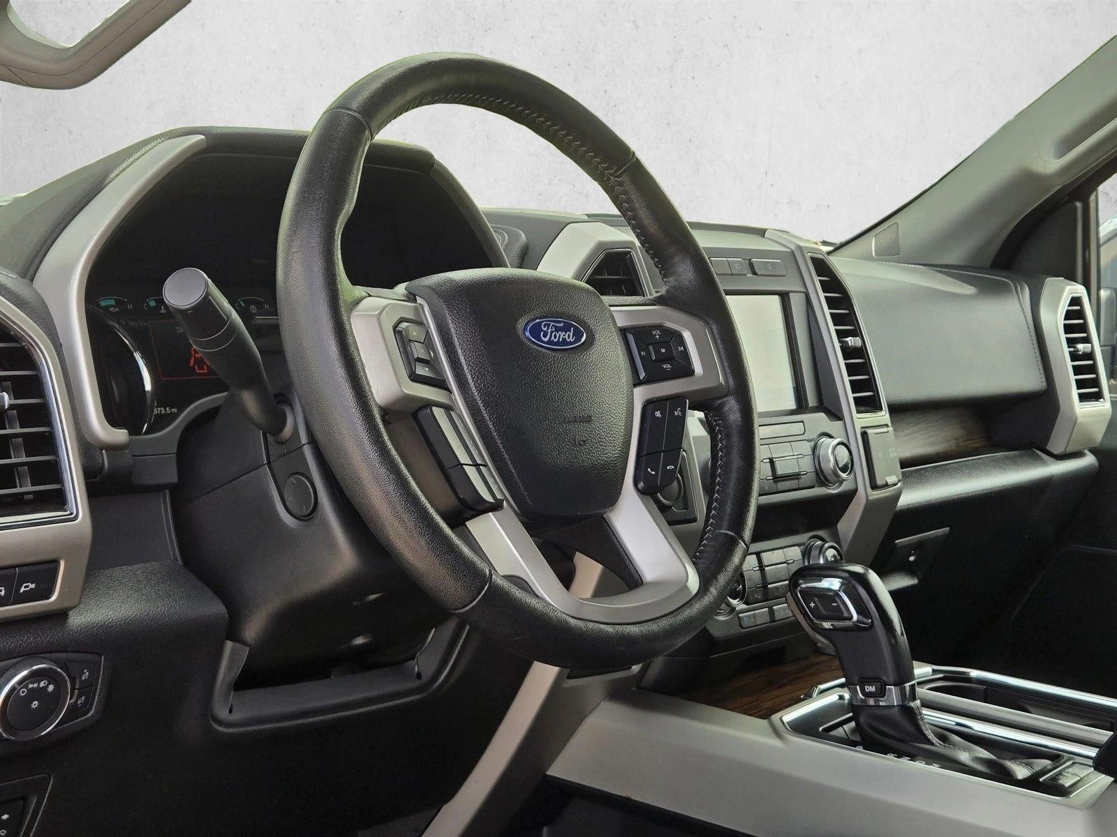 2019 Ford F-150 LARIAT 4WD SuperCrew 5.5' Box