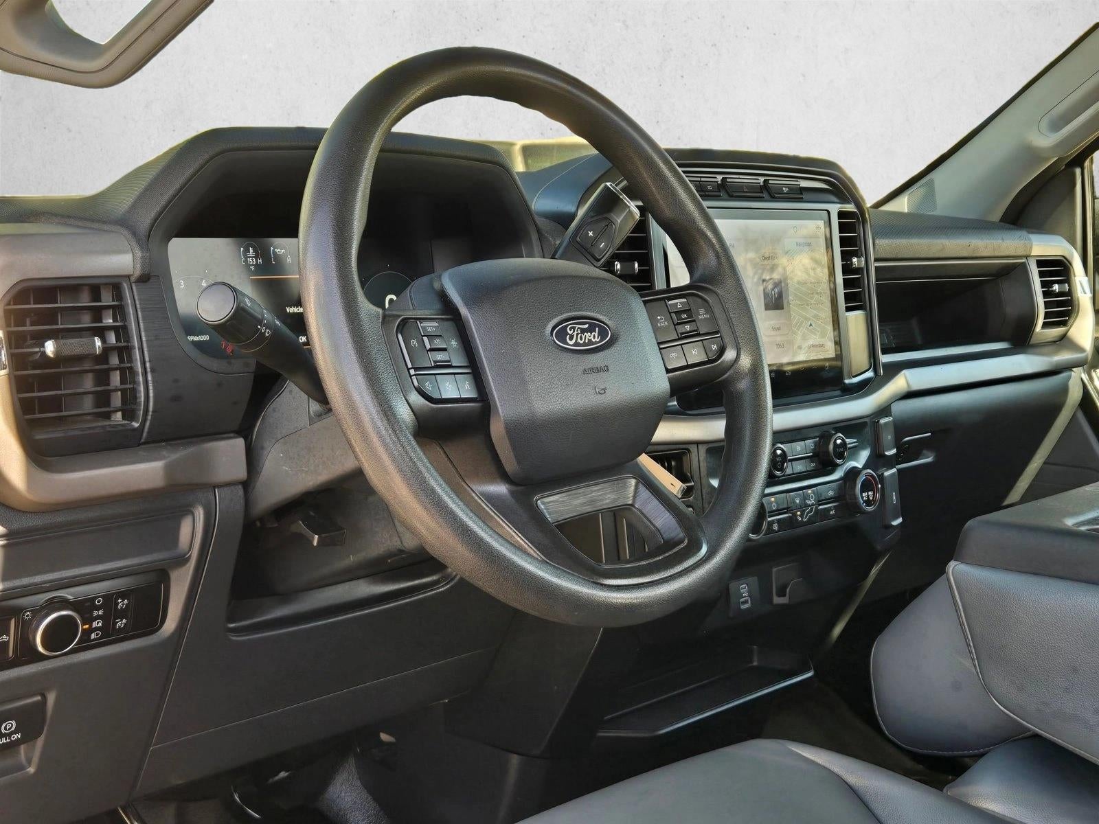 2024 Ford F-150 XL 2WD Reg Cab 8' Box