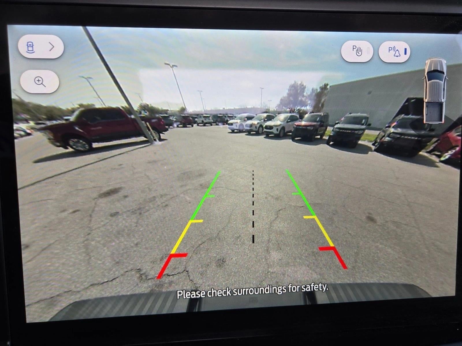 2024 Ford F-150 XL 2WD Reg Cab 8' Box