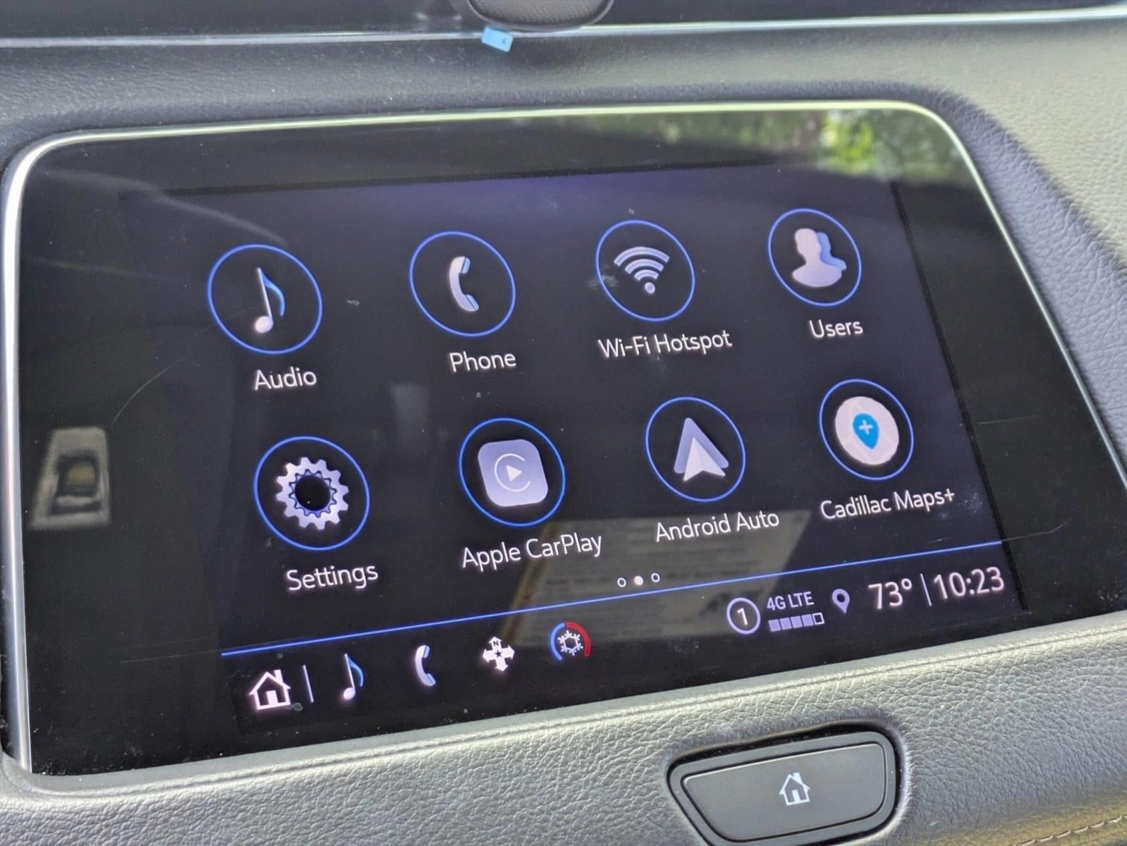 2023 Cadillac XT4 FWD 4dr Premium Luxury