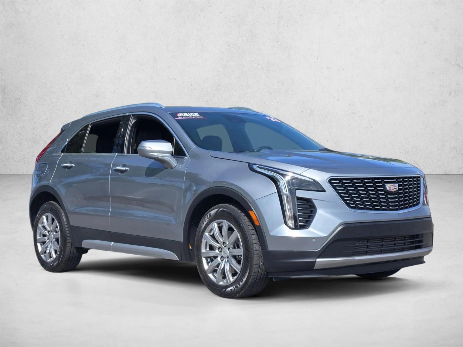 2023 Cadillac XT4 FWD 4dr Premium Luxury