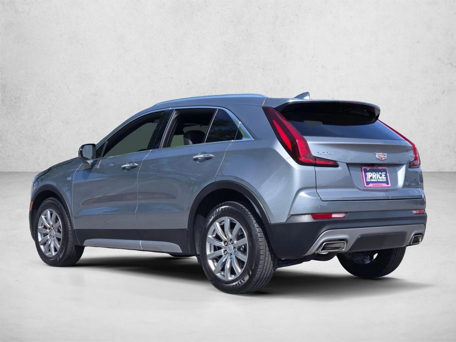 2023 Cadillac XT4 FWD 4dr Premium Luxury