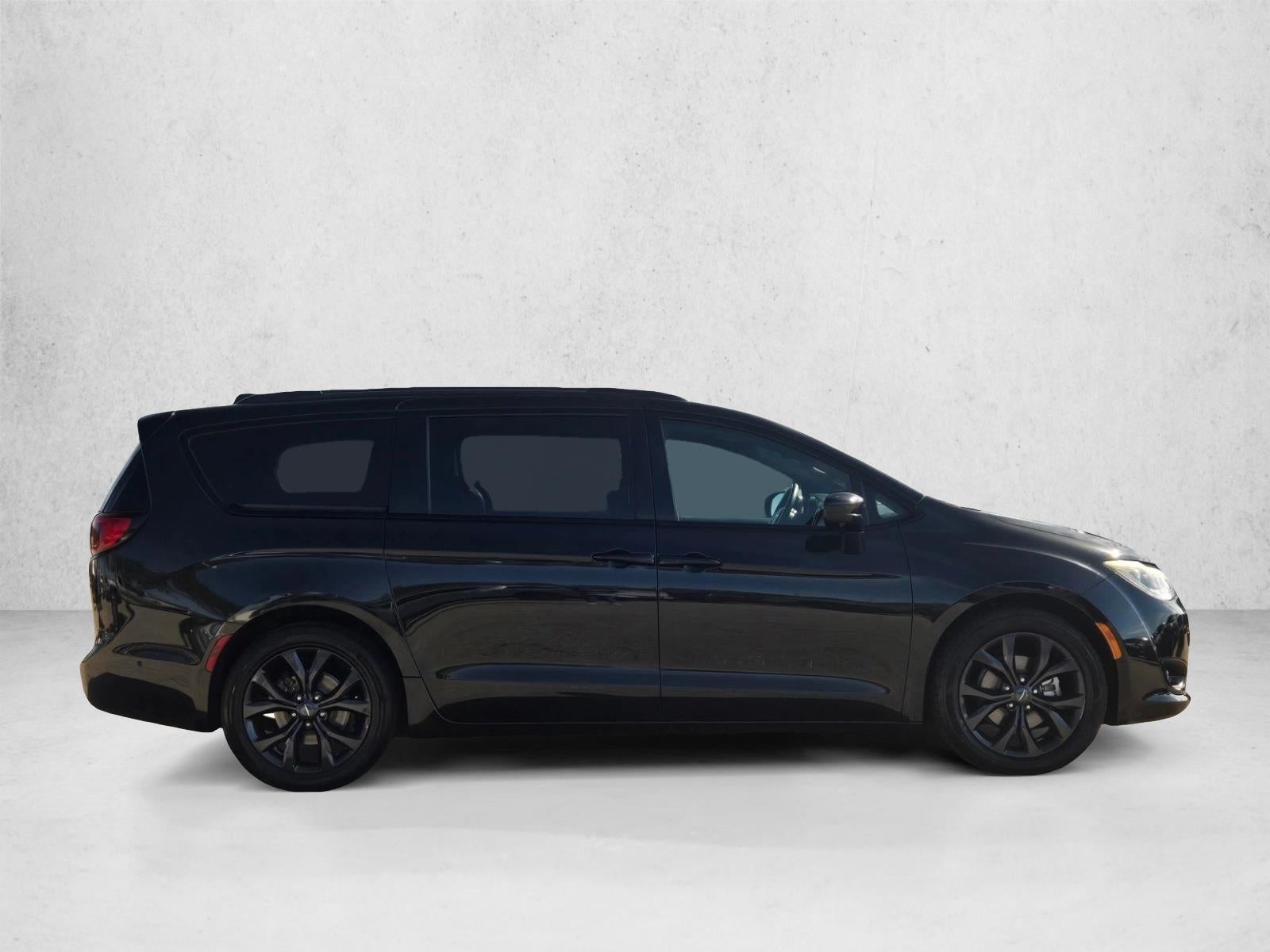 2020 Chrysler Pacifica Touring L Plus FWD