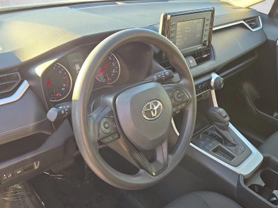 2021 Toyota RAV4 LE FWD (GS)