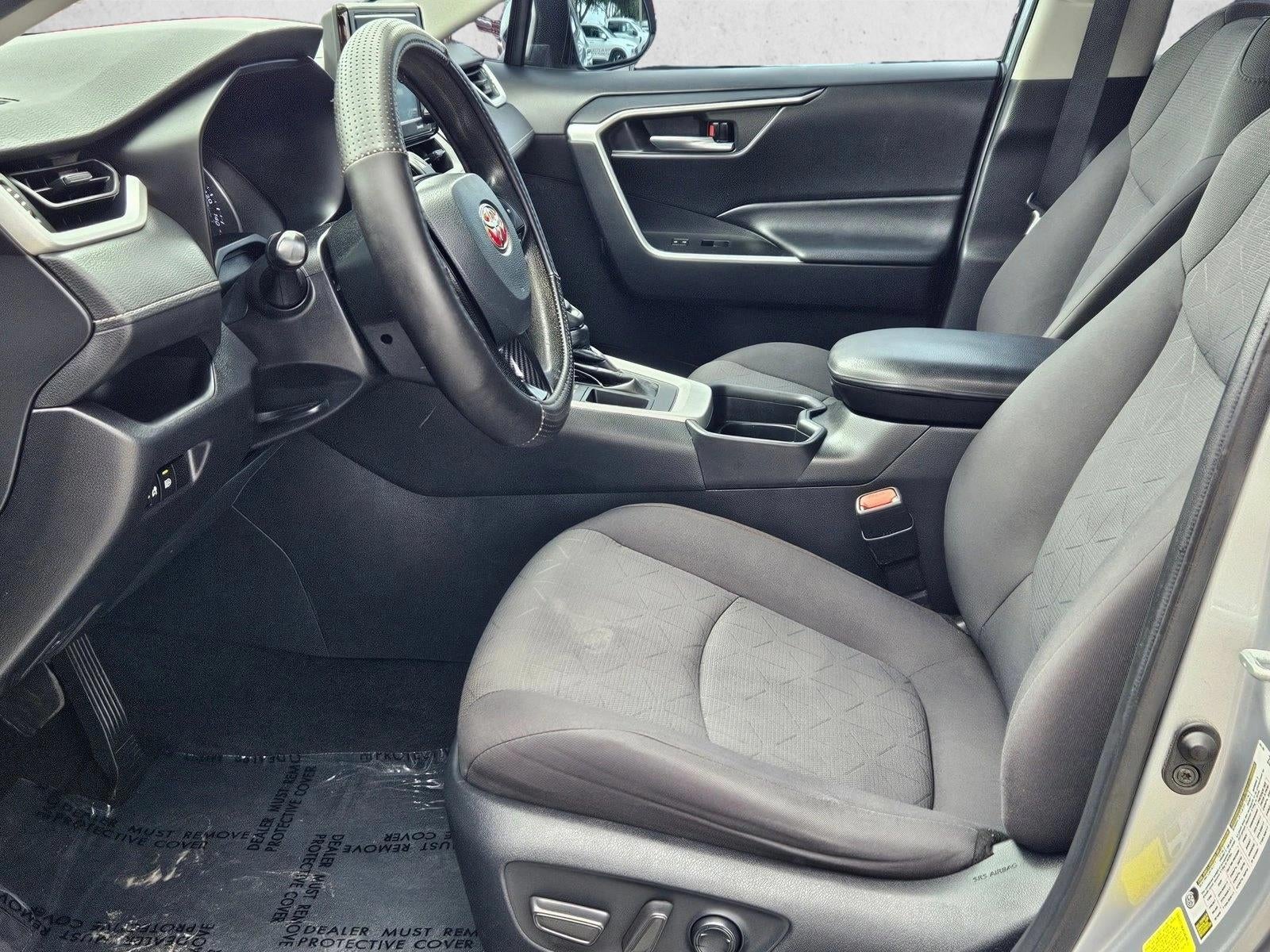 2021 Toyota RAV4 XLE FWD (GS)