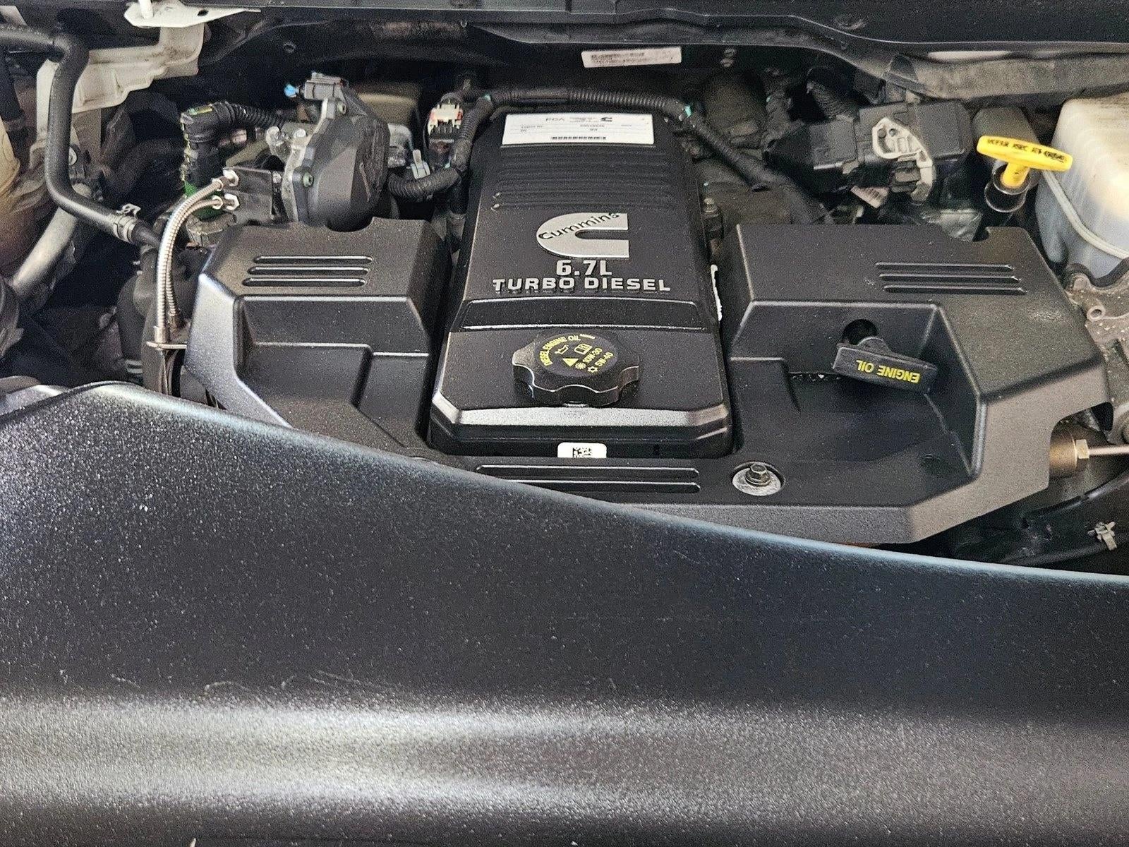 2022 RAM 3500 Tradesman 4x4 Crew Cab 8' Box