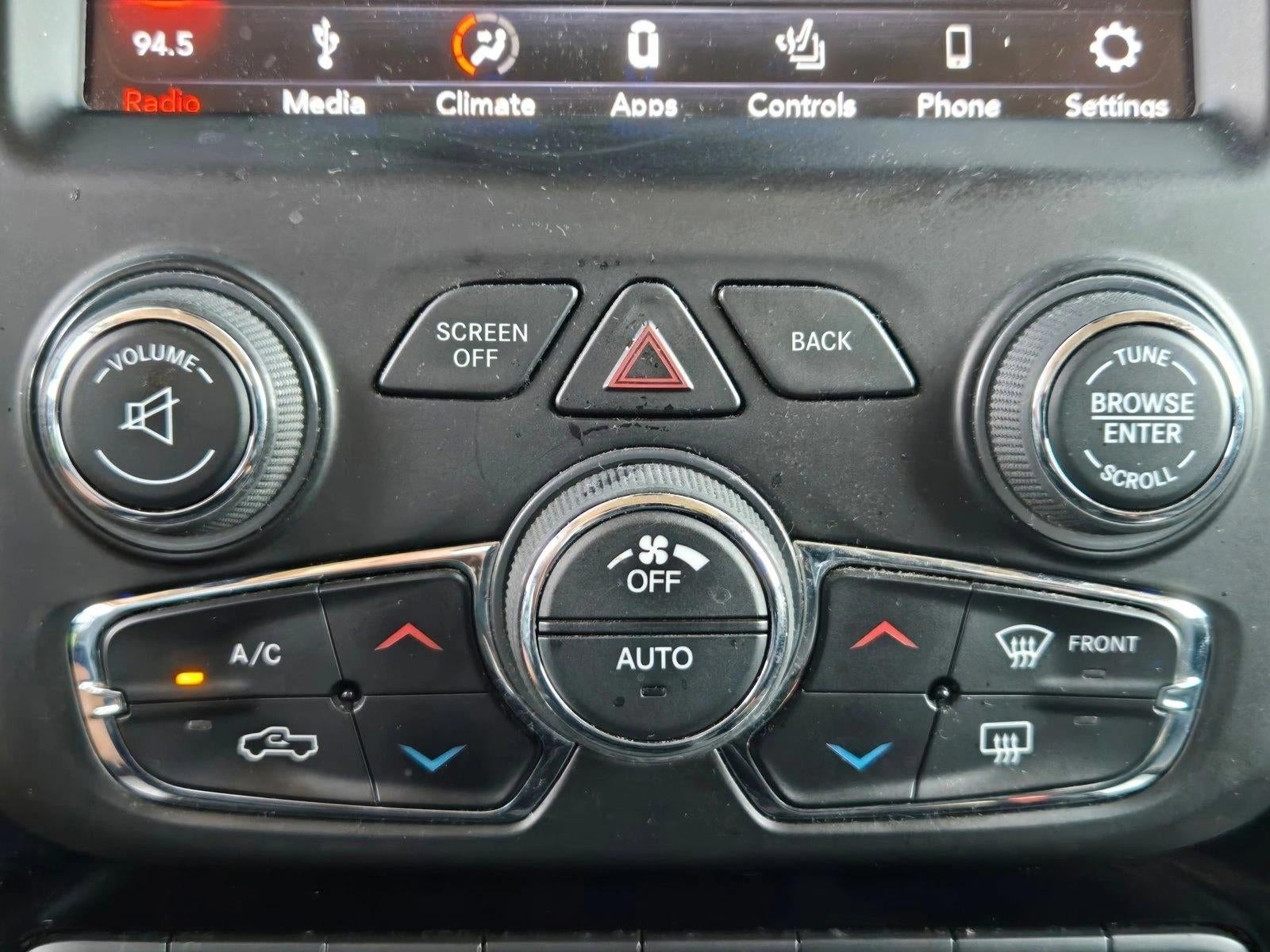 2018 RAM 2500 Laramie 4x4 Mega Cab 6'4" Box