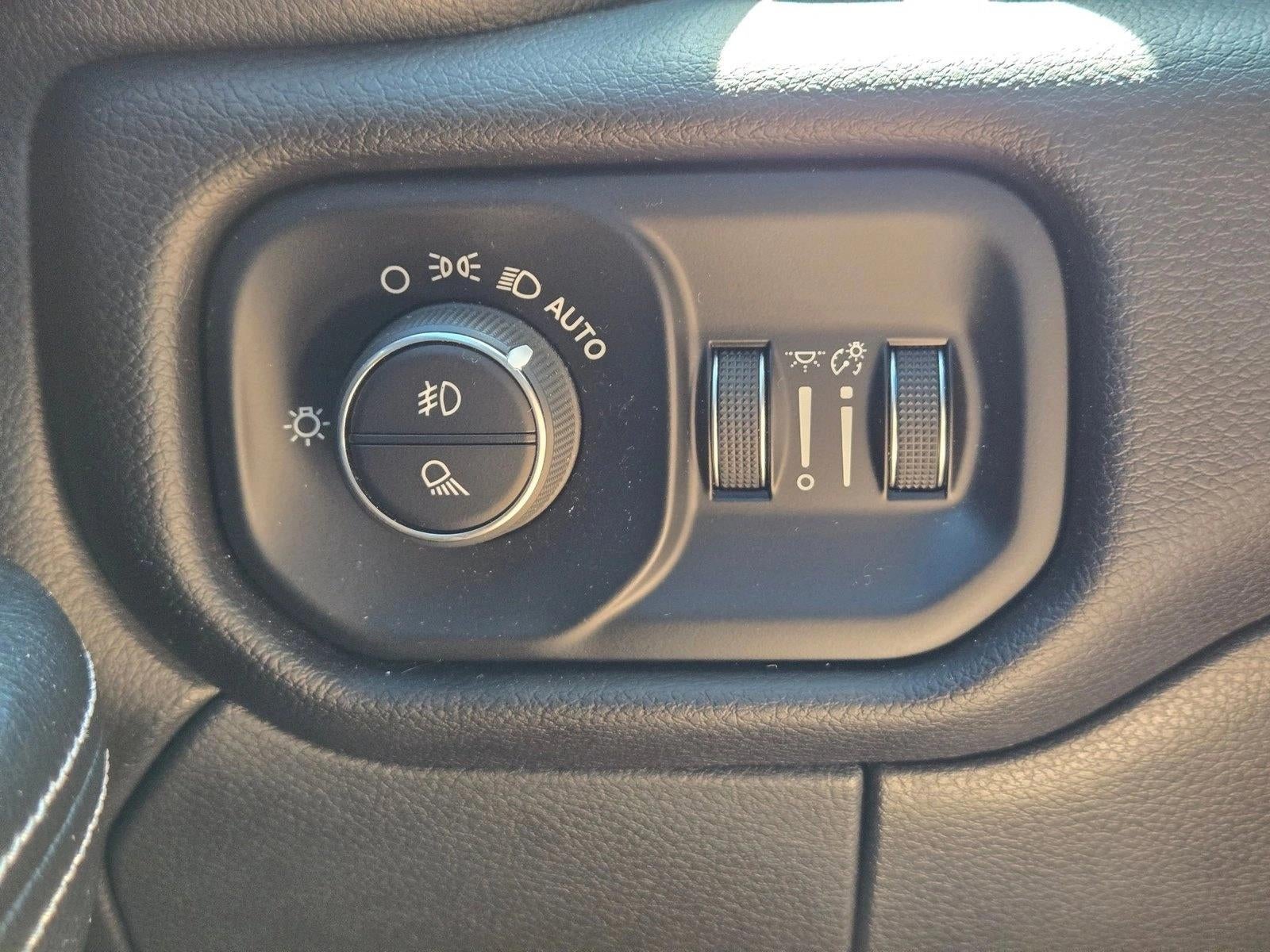 2022 RAM 2500 Laramie 4x4 Mega Cab 6'4" Box