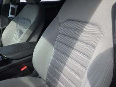 2016 Ford Fusion 4dr Sdn S FWD