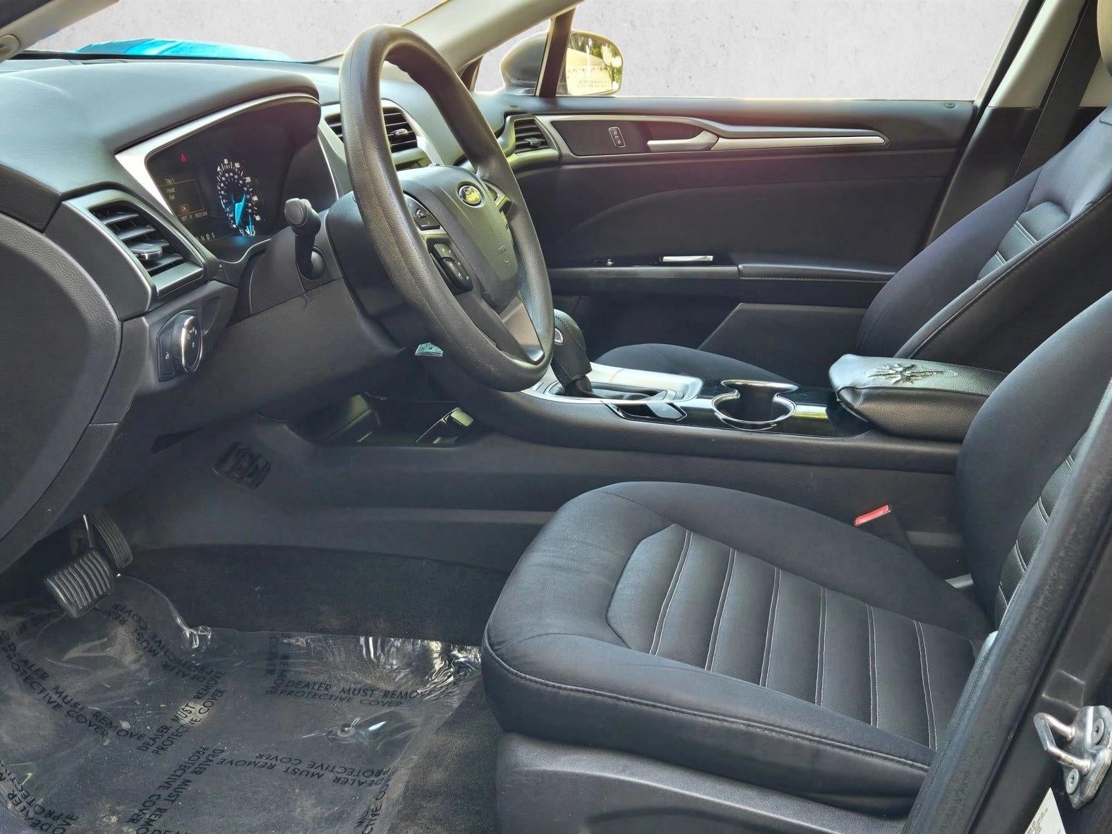 2015 Ford Fusion 4dr Sdn SE FWD