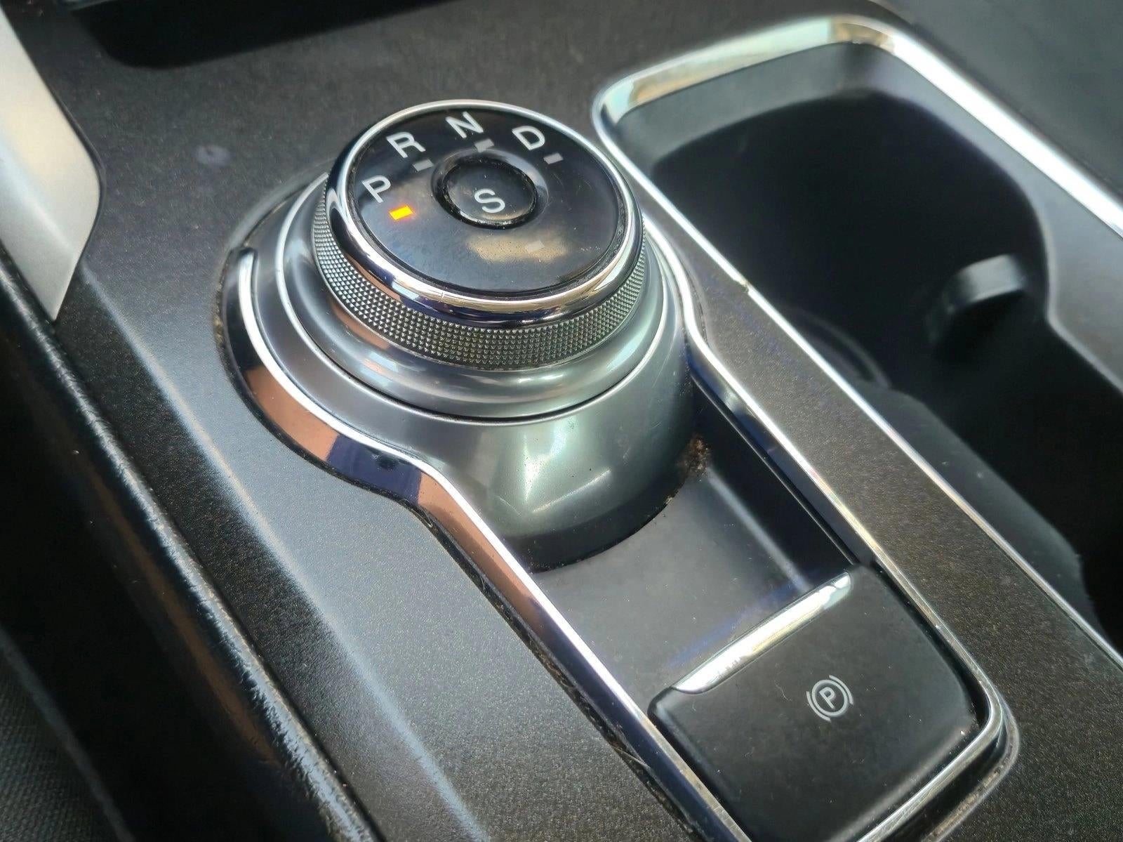 2017 Ford Fusion SE FWD