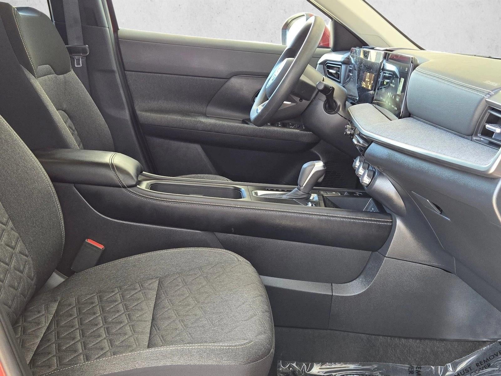 2025 Nissan Kicks SV AWD