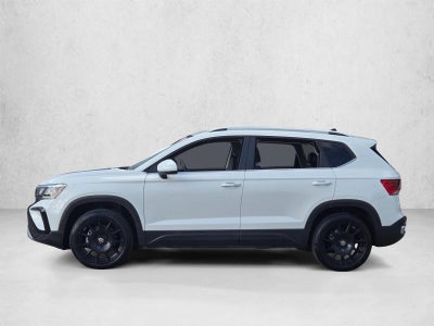 2024 Volkswagen Taos SE FWD