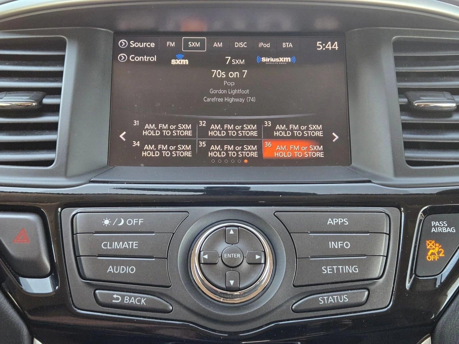 2018 Nissan Pathfinder FWD SV