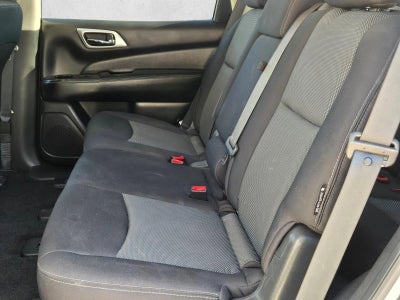 2018 Nissan Pathfinder FWD SV