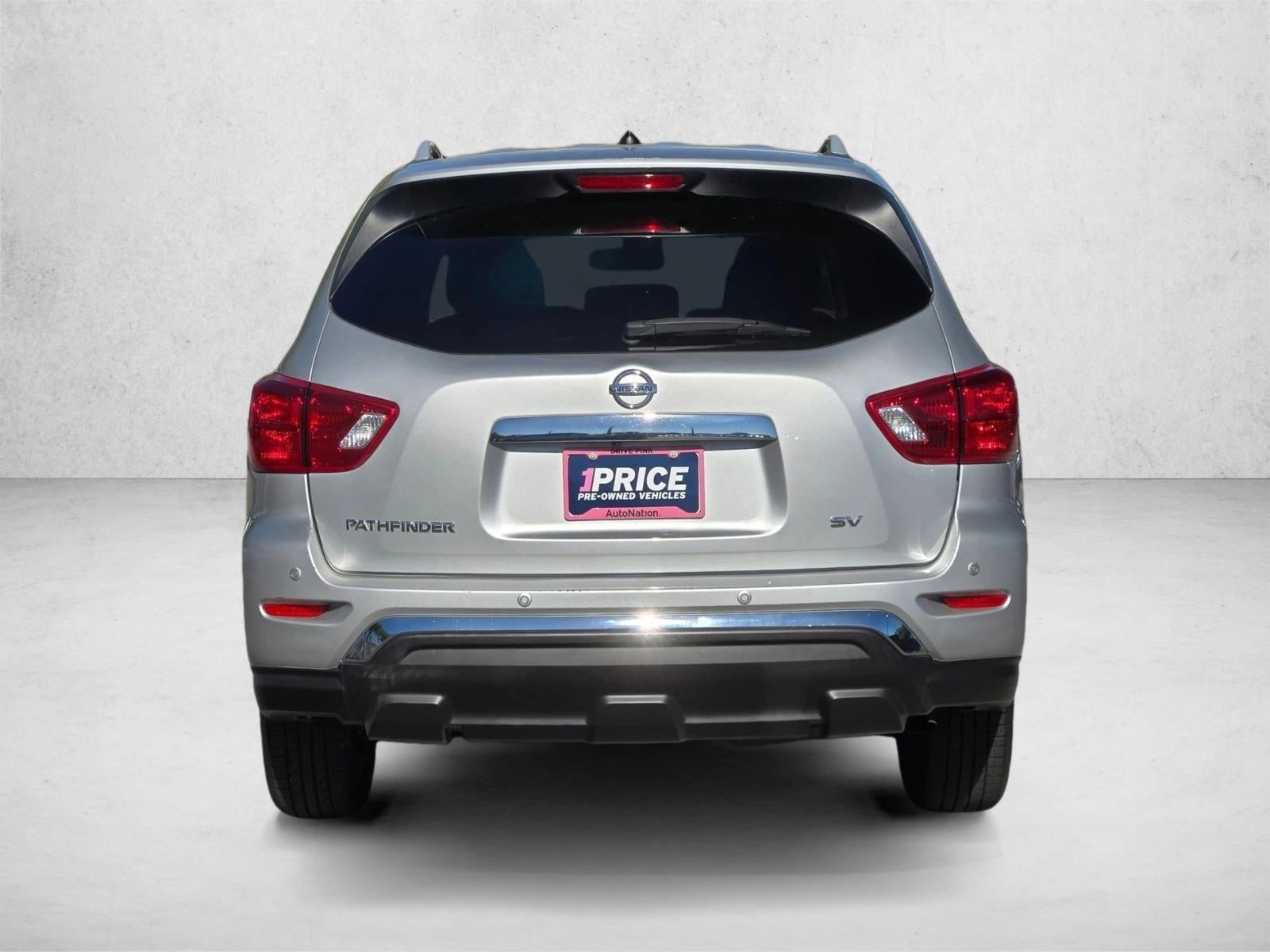 2018 Nissan Pathfinder FWD SV