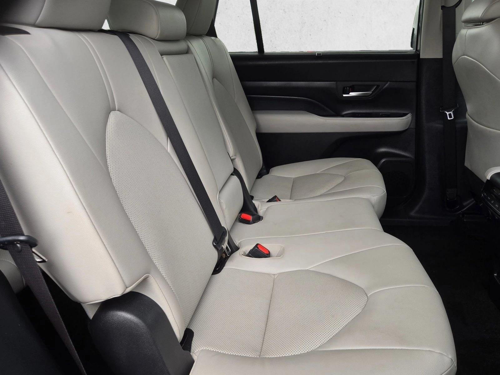 2025 Toyota Grand Highlander Hybrid XLE AWD (Natl)