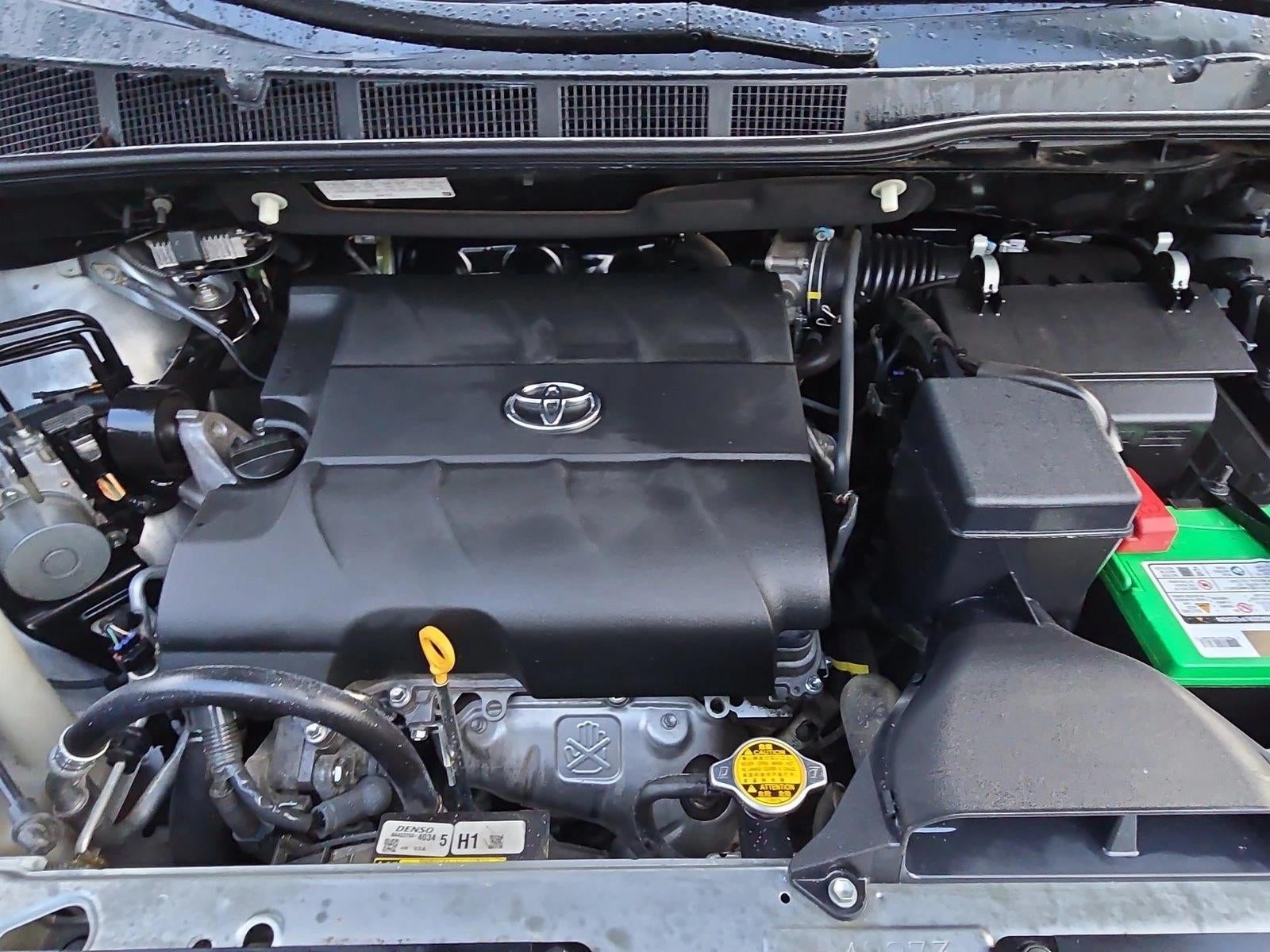 2011 Toyota Sienna 5dr 8-Pass Van V6 LE FWD (Natl)