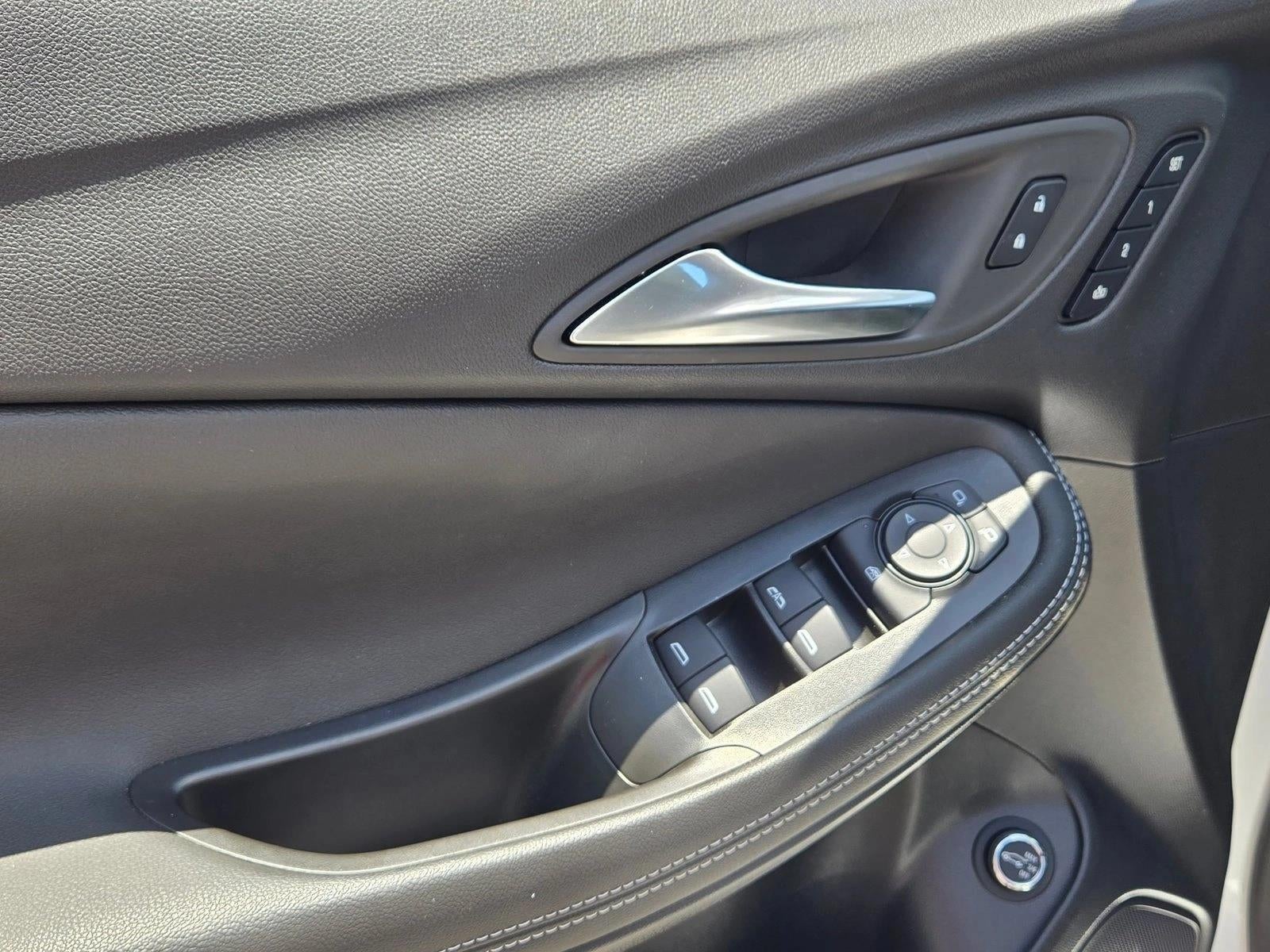 2025 Buick Encore GX Avenir FWD