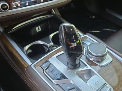 2017 BMW 740i Sedan