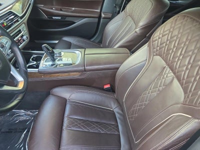 2017 BMW 740i Sedan