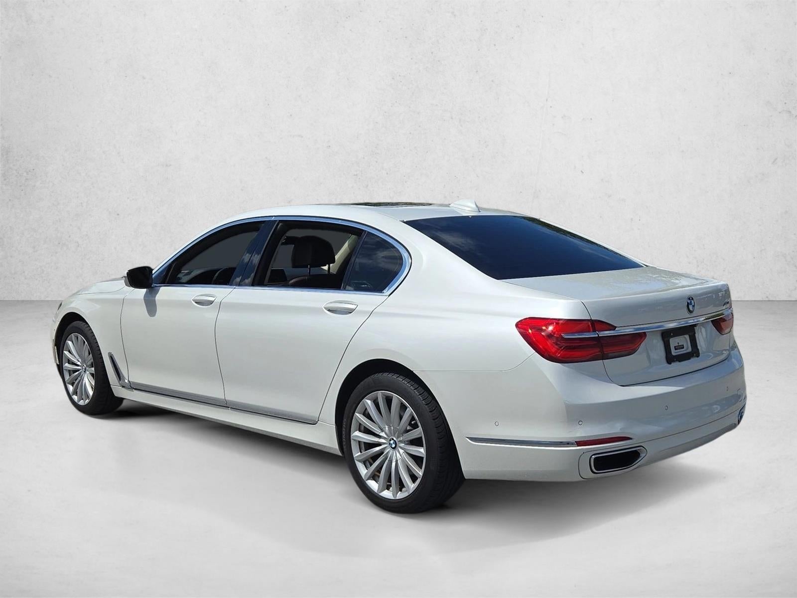 2017 BMW 740i Sedan