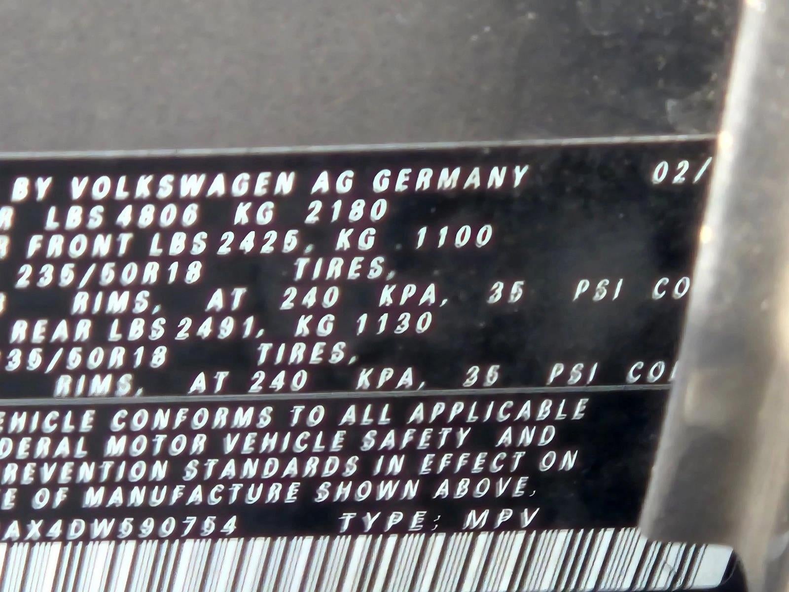 2013 Volkswagen Tiguan 2WD 4dr Auto S