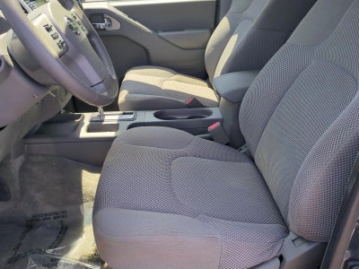 2017 Nissan Frontier Crew Cab 4x2 SV V6 Auto