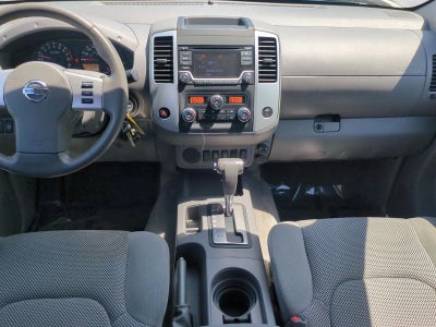 2017 Nissan Frontier Crew Cab 4x2 SV V6 Auto