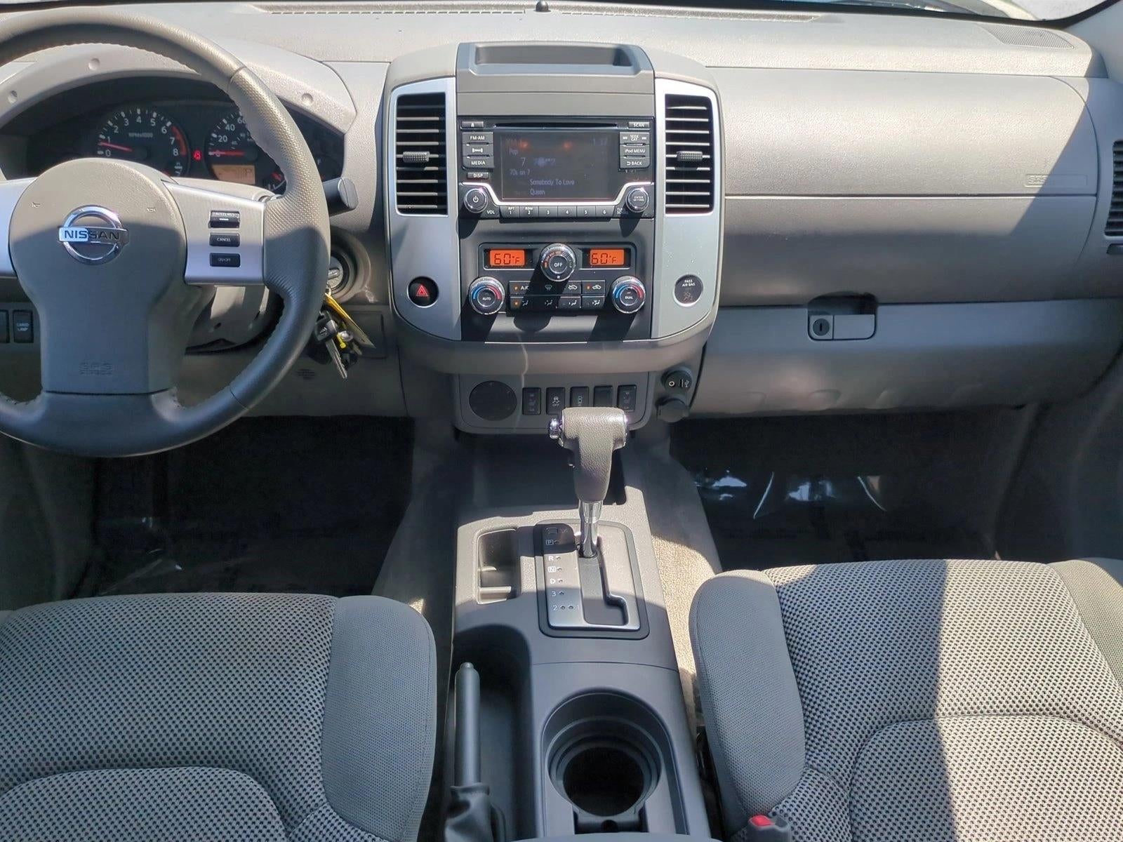 2017 Nissan Frontier Crew Cab 4x2 SV V6 Auto