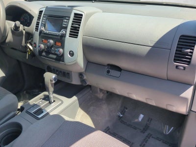 2017 Nissan Frontier Crew Cab 4x2 SV V6 Auto