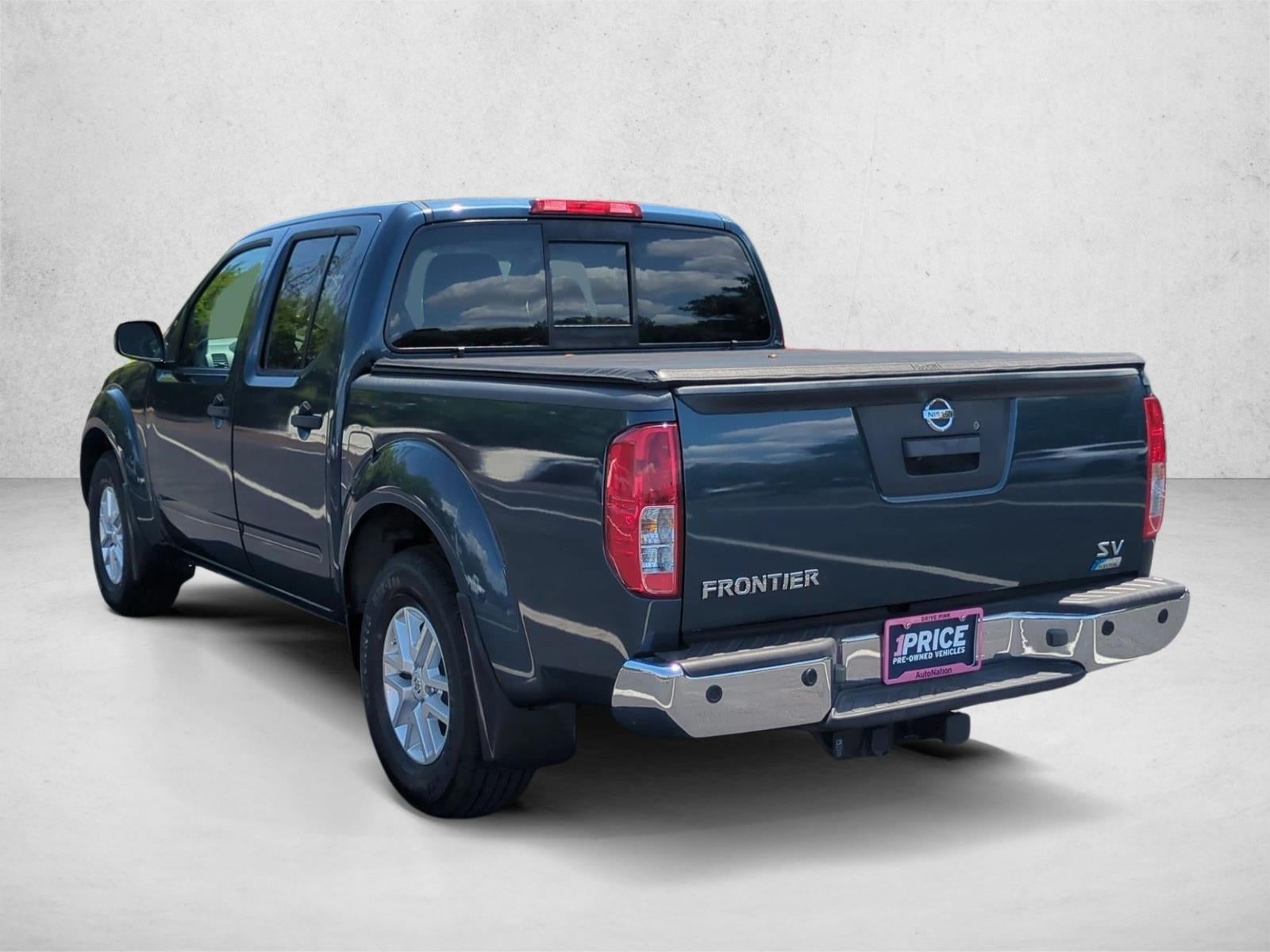 2017 Nissan Frontier Crew Cab 4x2 SV V6 Auto