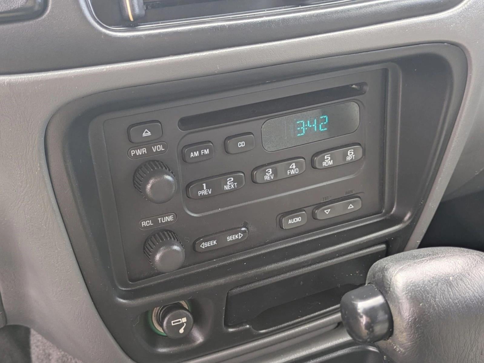 2004 Chevrolet Tracker LT