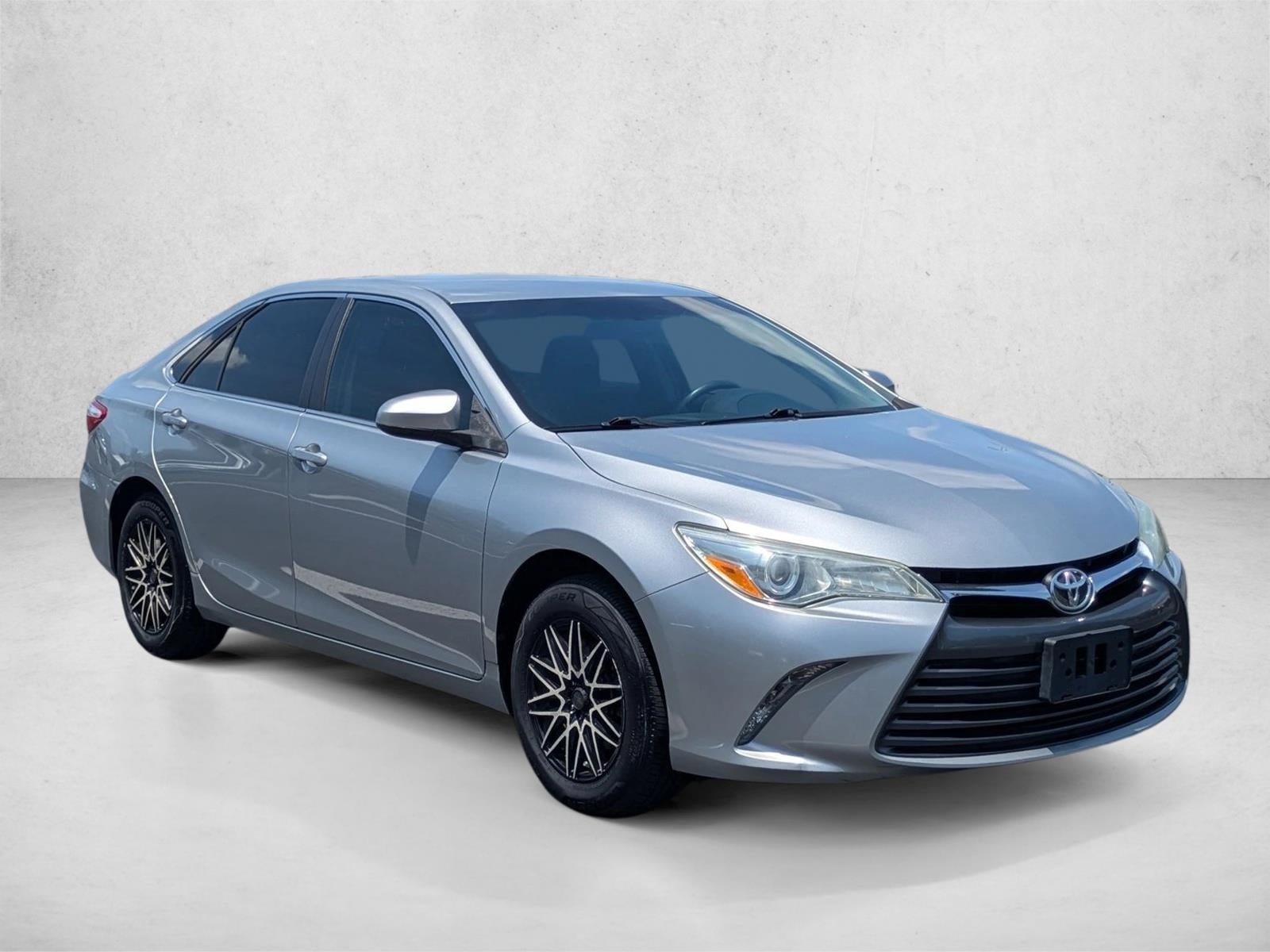 2017 Toyota Camry LE Auto (SE)