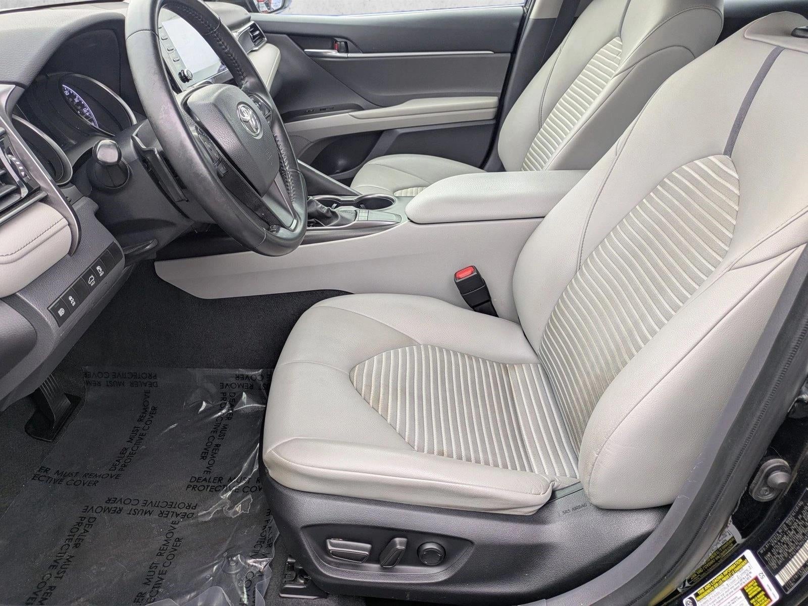 2023 Toyota Camry SE Auto (SE)