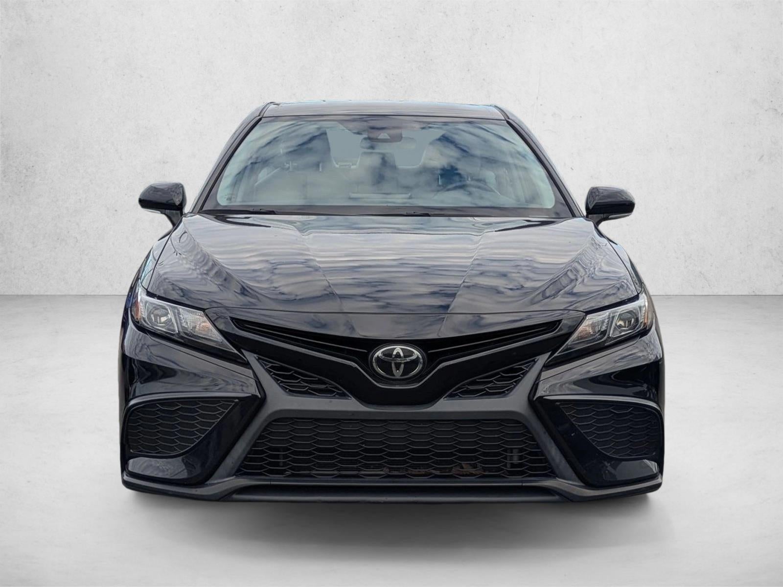 2023 Toyota Camry SE Auto (SE)