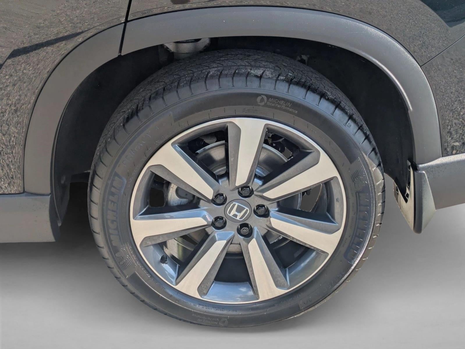 2025 Honda Pilot Touring 2WD