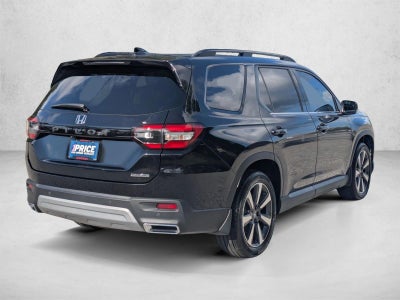 2025 Honda Pilot Touring 2WD