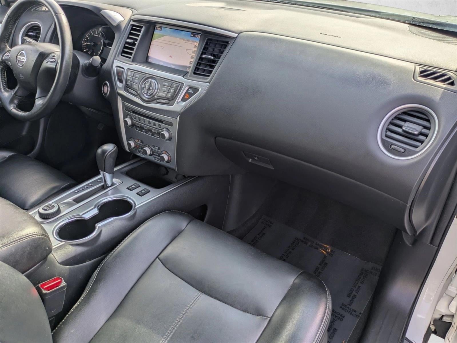 2017 Nissan Pathfinder 4x4 SL