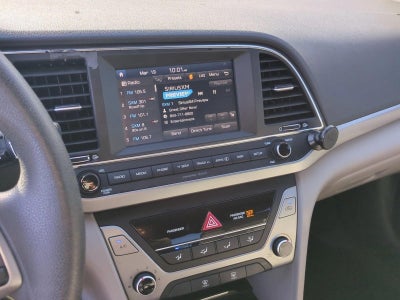 2018 Hyundai ELANTRA SEL 2.0L Auto
