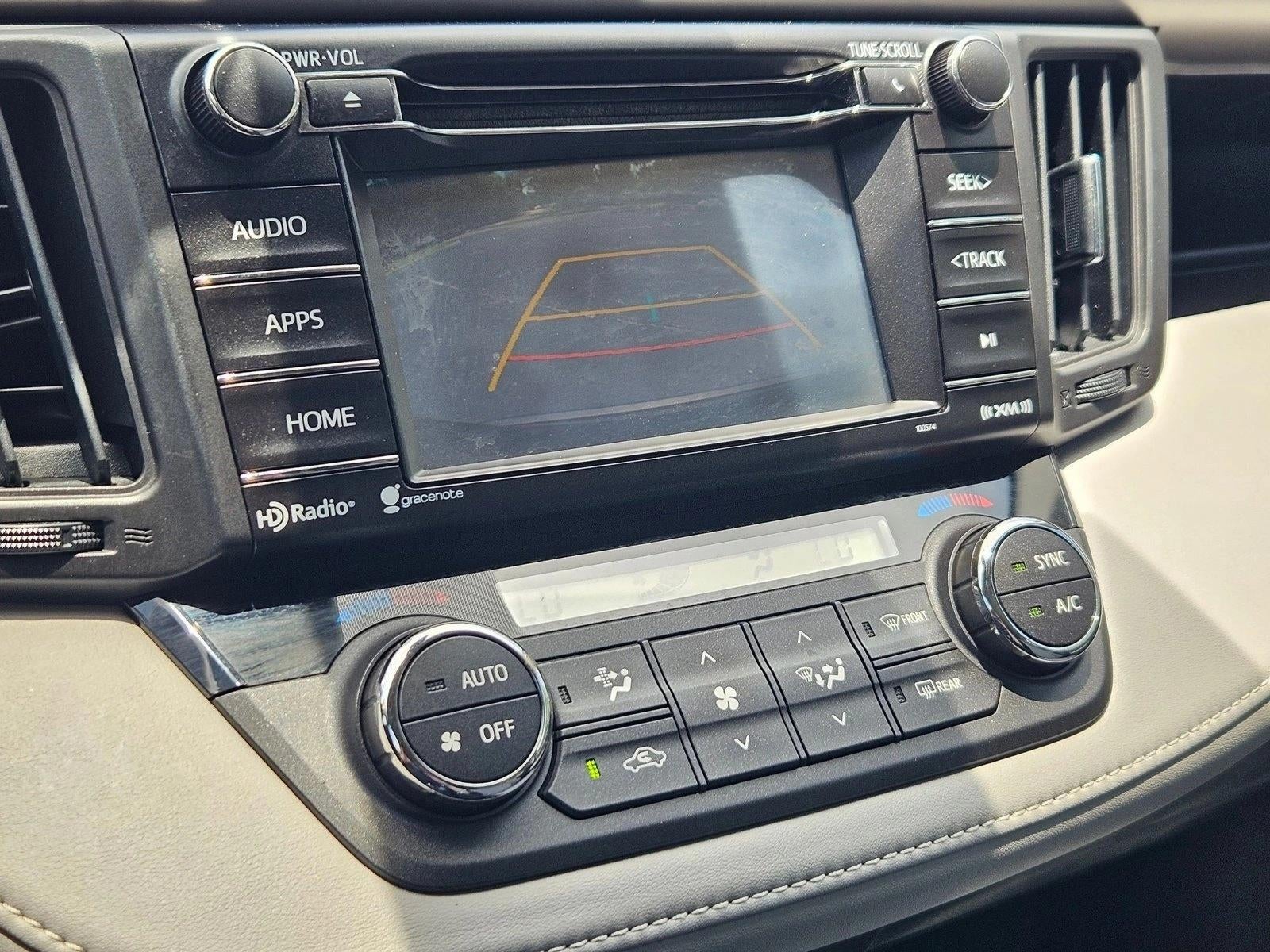 2017 Toyota RAV4 XLE FWD (GS)