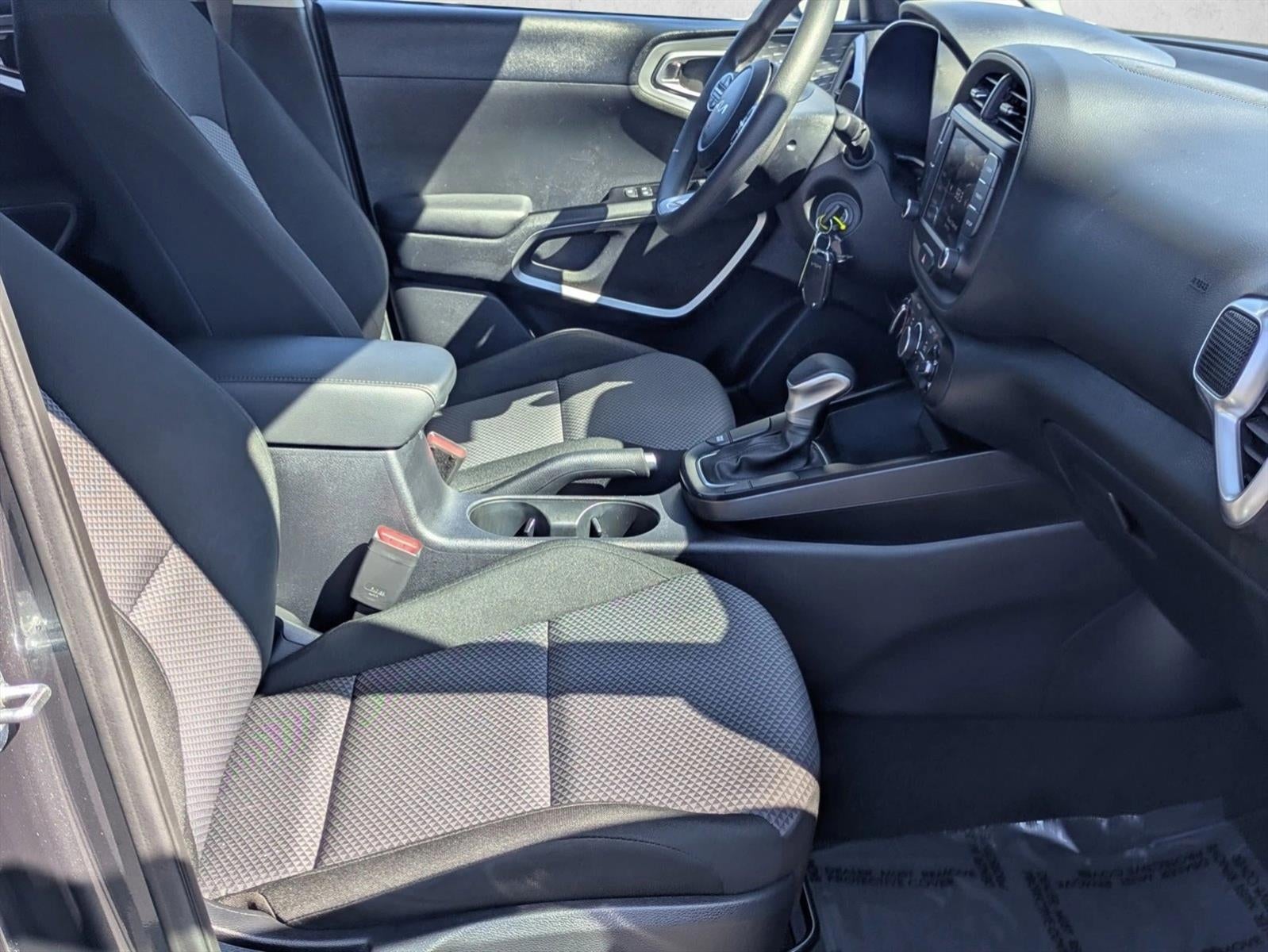 2024 Kia Soul LX IVT