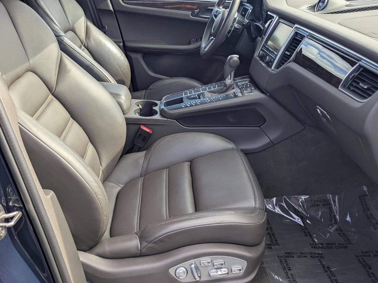 2016 Porsche Macan AWD 4dr Turbo